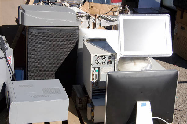 istock Electronic-recycling  California 1296419365