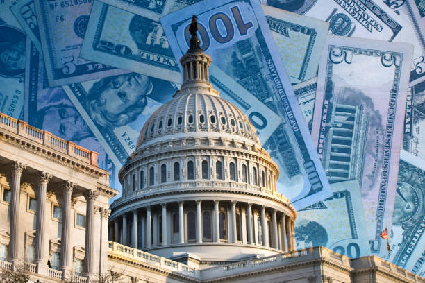 вашингтон - капитолий политических взносов, пожертвований, финансирования и супер pacs в американской политике - federal building стоковые фото и изображения