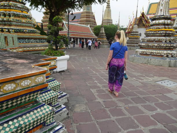 qué pho en bangkok, tailandia - wat pho fotografías e imágenes de stock