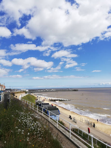 istock Southwold pier avenue 1296494179
