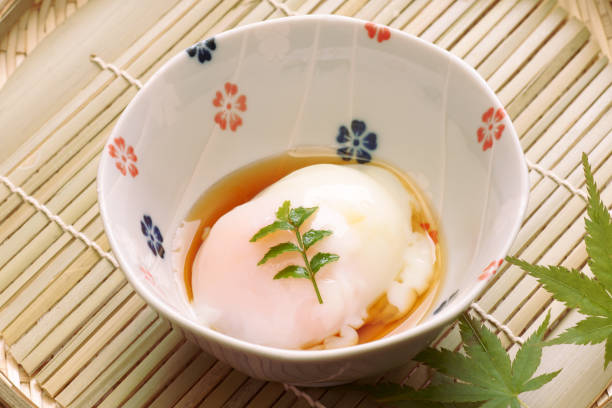 onsen tamago - soft boiled fotografías e imágenes de stock