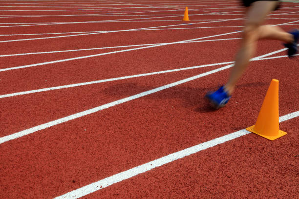 istock legs of a long distance runne 1296582746