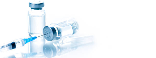 medical syringe with a needle and a bollte with vaccine. - syringe vaccination vial insulin imagens e fotografias de stock