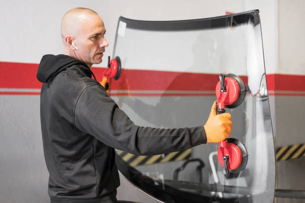istock Auto Glass Repair and Replacement. High quality photo 1296622814