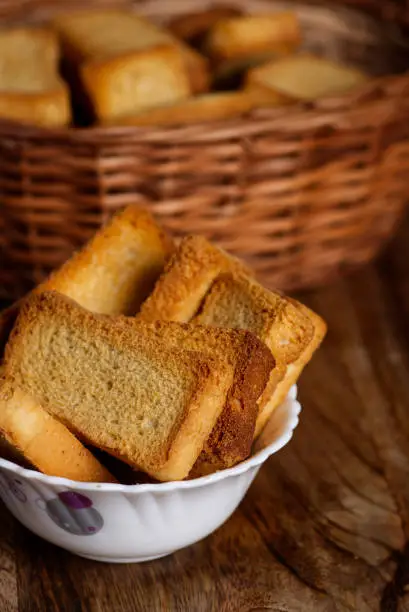 rusk bowl on wooden table