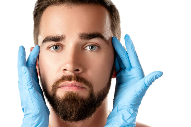 성형 수술 전에 검진 중 잘생긴 남자 - plastic surgery botox injection face lift nose job 뉴스 사진 이미지