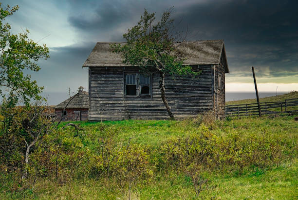 istock Abandoned Farms 1296739344