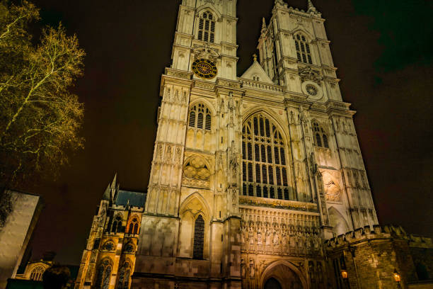 istock Westminster Abbey of night view (London) 1296774128