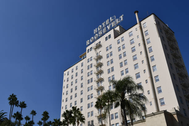 hollywood roosevelt hotel in los angeles - the hollywood boulevard stock-fotos und bilder