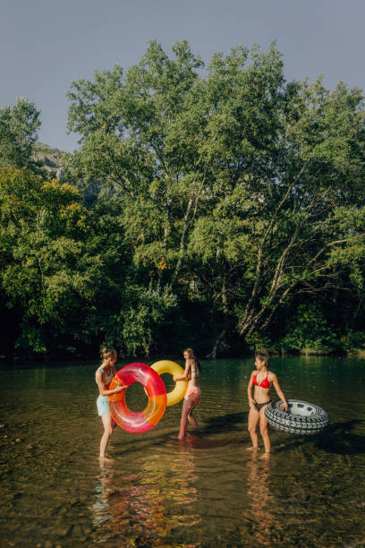 istock Best friends and summertime 1296933094