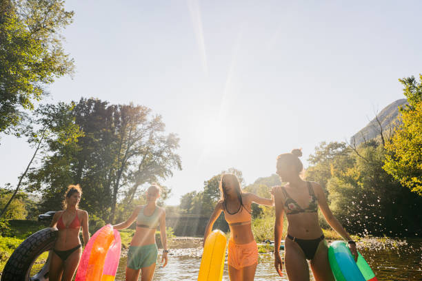 istock Best friends and summertime 1296933773