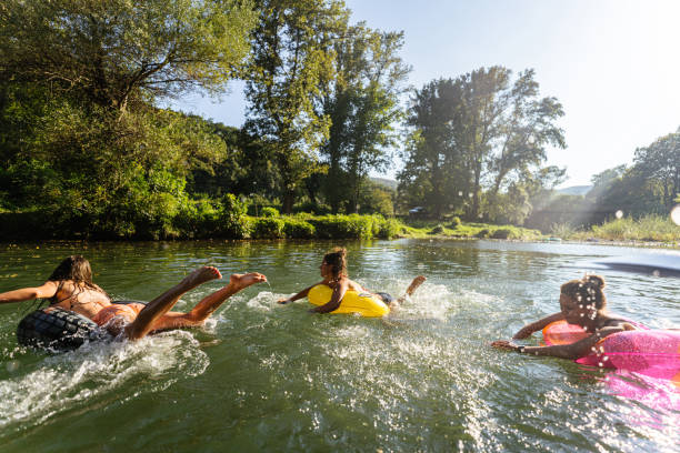 istock Best friends and summertime 1296934141