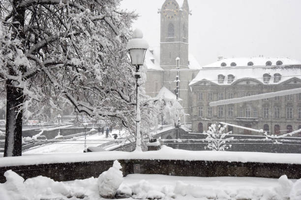 istock Zurich City in winter 1297038374