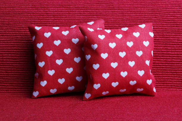 istock red valentine's day cushion 1297067675