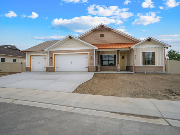 istock Modern Front of House Real Estate Front Exterior 1297094972