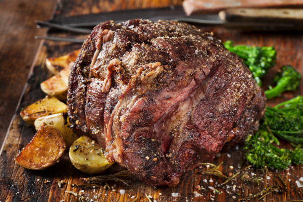 istock Roast Beef with Roasted Potatoes and Broccoli 1297108933