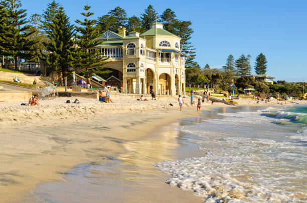Indiana Tea House - Cottesloe Beach Cottesloe Beach, WA, Australia - February 27, 2017: Indiana Tea House is one of Perth's postcard buildings cottesloe stock pictures, royalty-free photos & images