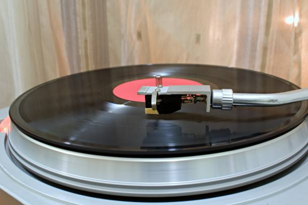 istock turntable head of  vinyl record 1297208949