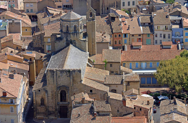A typical Provence village: Cavaillon with its red roof tiles in the South of France
