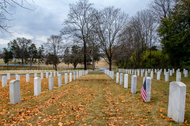 November 29, 2020 - Nashville, Tennessee, U.S.: A flag placed at a soldiers grave in the Nashville National Cemetery