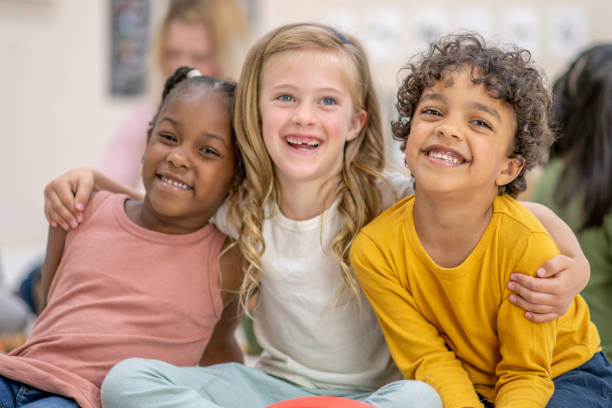 istock Preschool best friends 1297328500
