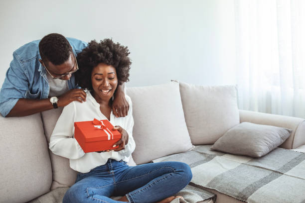 istock Young couple on holiday 1297389784