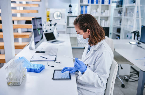 790+ Laboratory Technician Forensic Science Technology Stock Photos, Pictures & Royalty-Free Images - iStock