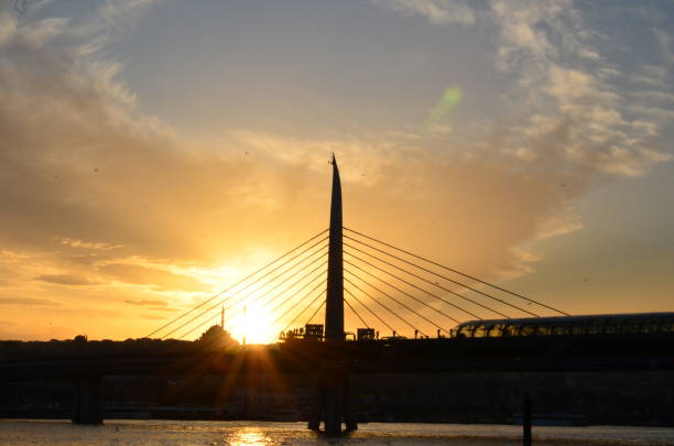 istock As the sun sets over the city 1297411537