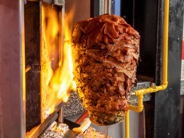 Tacos Al Pastor - Banco de fotos e imágenes de stock - iStock Tacos Al Pastor - Banco de fotos e imágenes de stock - iStock