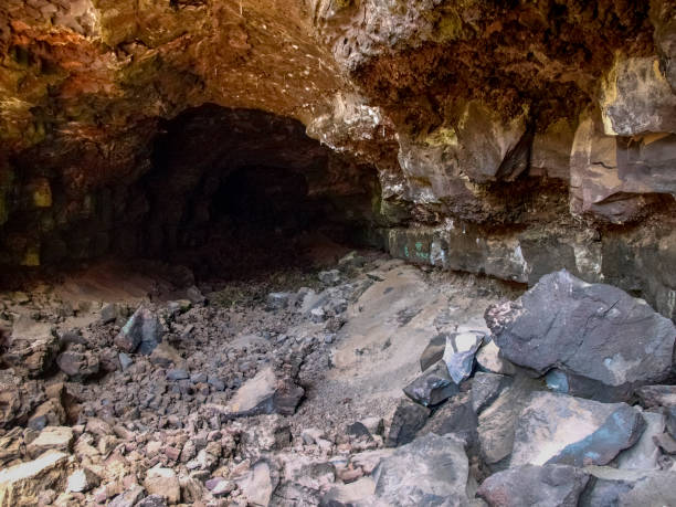 istock lava tube with climbing tops 1297460864