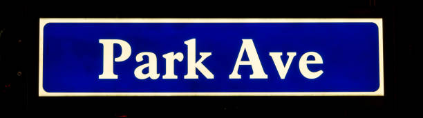 istock Park Avenue street sign 1297484030