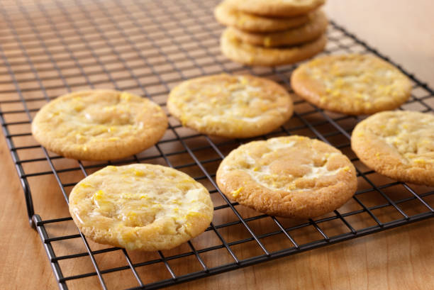 OrangeCookiesOnCoolingRack