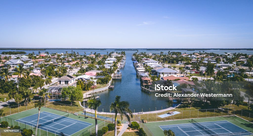 Fort Myers waterfront houses Drone Shot of the waterfront houses in Fort Myers Florida - US State Stock Photo