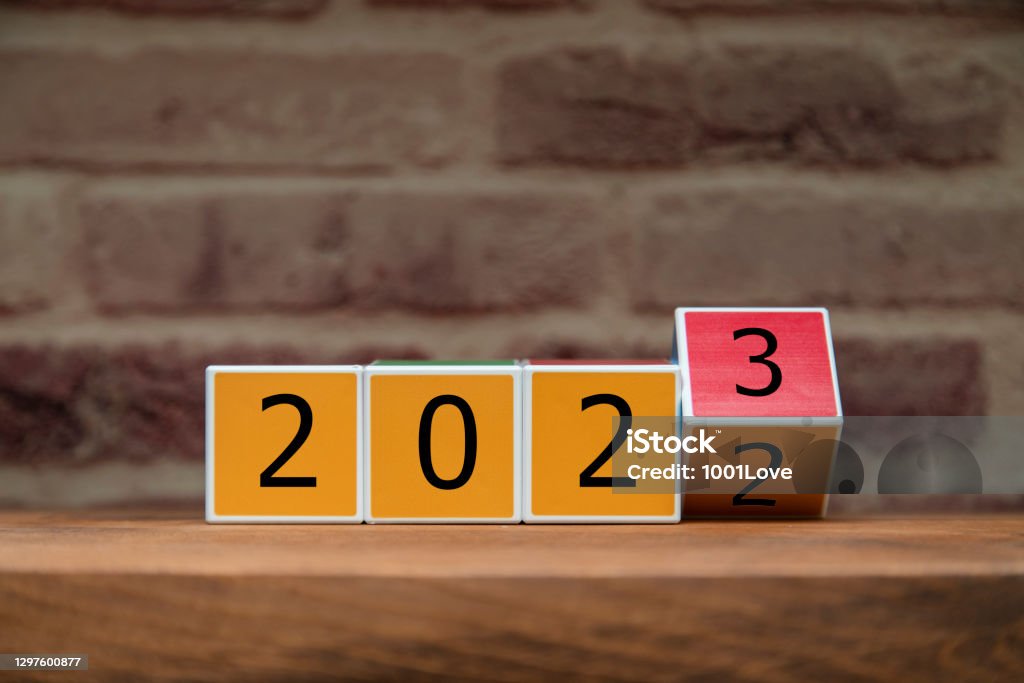 2022 to 2023 2022 to 2023 written on wooden blocks. 2023 Stock Photo