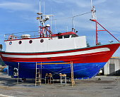 altes-traditionelles-galizisches-fischerboot-in-einem-hafen-galicien-spanien.jpg?b=1&s=170x170&k=20&c=bjnBwyfW2HaMR3lt0_NbTQpyWzLWVGcCU5WwlPeryME=