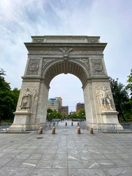 istock Washington square park monument on a cloudy day 1297650091