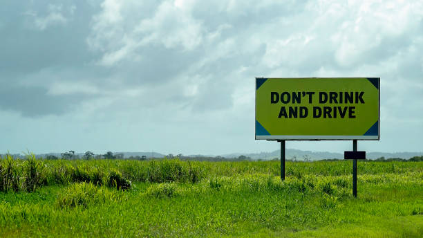 istock Don't Drink And Drive warning sign 1297716379