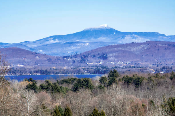 istock Mount Washington New Hampshire 1297786226