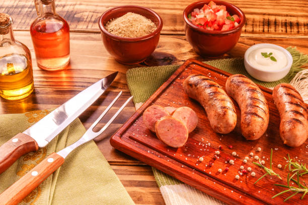 salchicha brasileña - sausage barbecue grill barbecue cooking fotografías e imágenes de stock