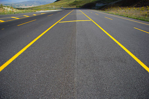 Road, Highway, Multiple Lane Highway, Yellow lane