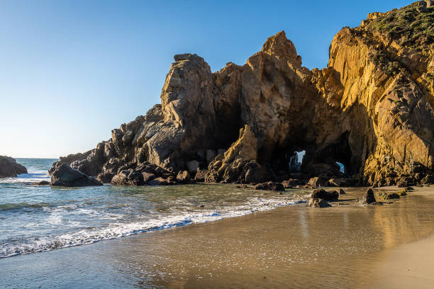istock Sunset at Pfeiffer Beach in Big Sur 1297889649