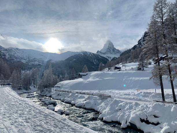 istock Winter trail Zermatt, Switzerland 1297963449