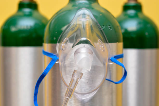 istock Medical Oxygen Mask On Oxygen Cylinder 1297985142