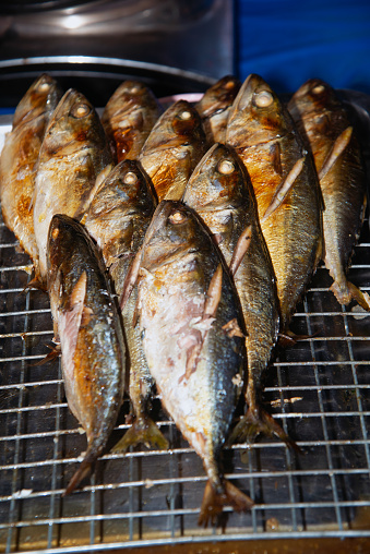 Fish Grating Grilled Mackerel Fish On A Steel Grating Roasted Fish Grilled Fish ...