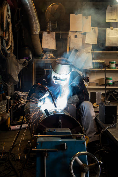 istock Connections with welding contractors fighting in crisis situations. 1298047248