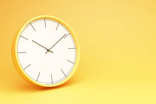 часы желтого круглого стола на желтом фоне 3d рендеринга - clock face time alarm clock working стоковые фото и изображения