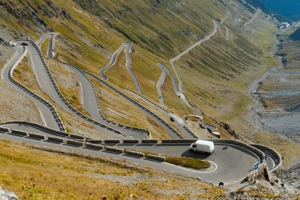 passo dello stelvio - giro ditalia foto e immagini stock