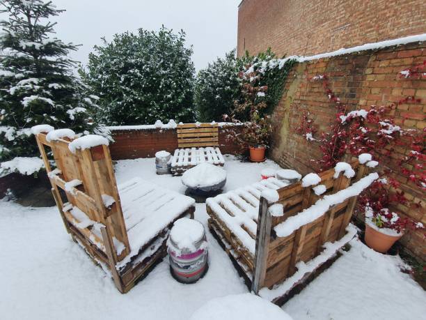 istock St Albans snow day UK 1298133993