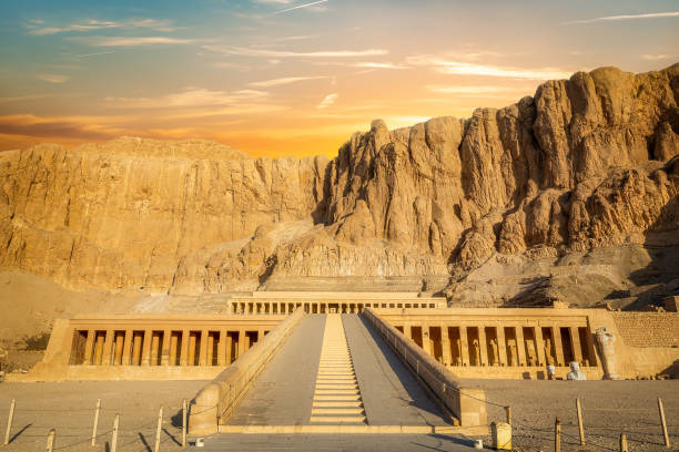 istock View of the temple 1298136254