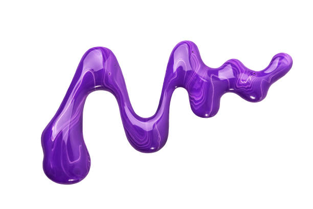 白い背景に分離されたアクリルペイント紫の曲線の形状。テクスチャ、抽象化、デザイン